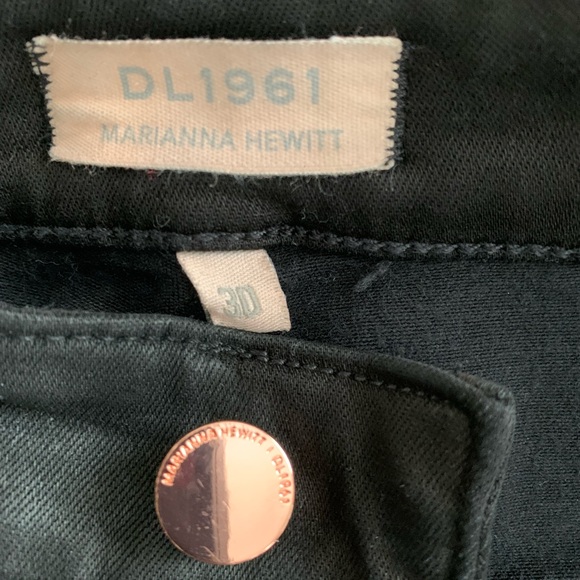 DL1961 Marianna Hewitt cropped black jeans. Size 30 - Picture 7 of 16